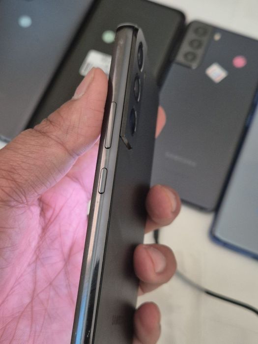 Samsung galaxy S22   5G 256gb