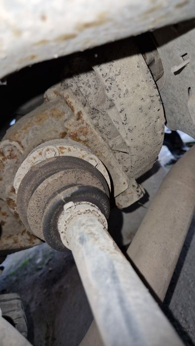 Vând diferențial bmw e87 1.6 b an 2008