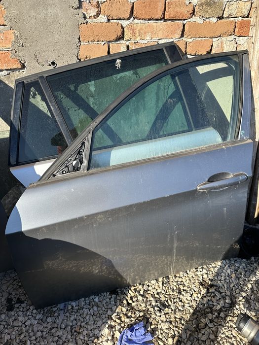 Врата врати BMW E90 E91 бмв е90 е91 vrata predna zadna предна задна