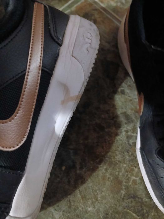 Дамски маратонки найк