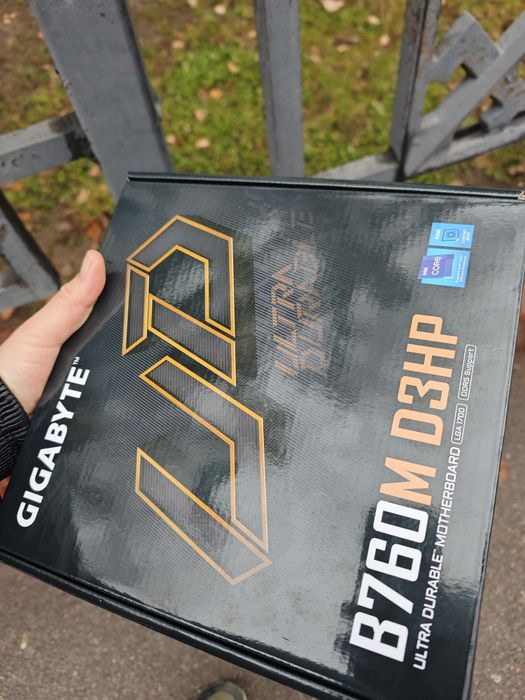 Gigabite B760M d3hp ddr5 с Intel 12400f