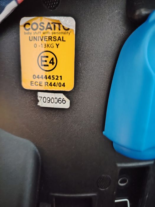 Столче за кола Cosato 0-13 кг.