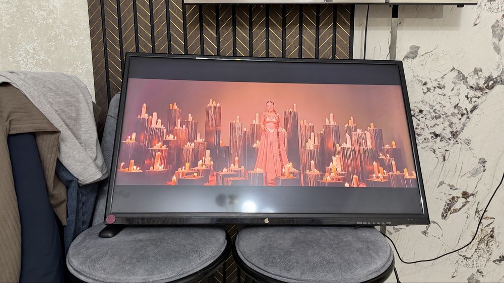 Телевизор в хорошем состояние ! Бағасын келісеміз!