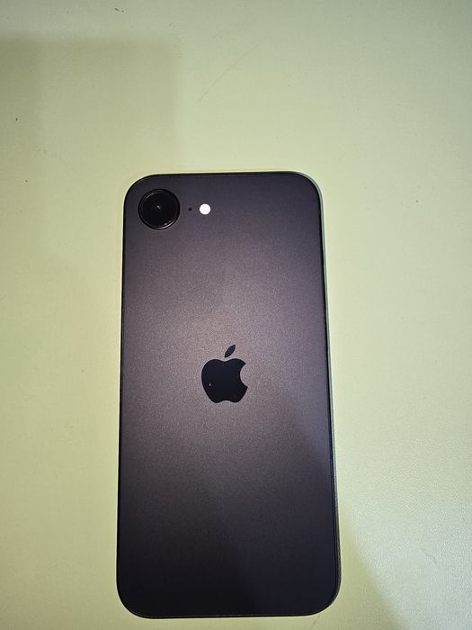 IPhone 16e 128гб