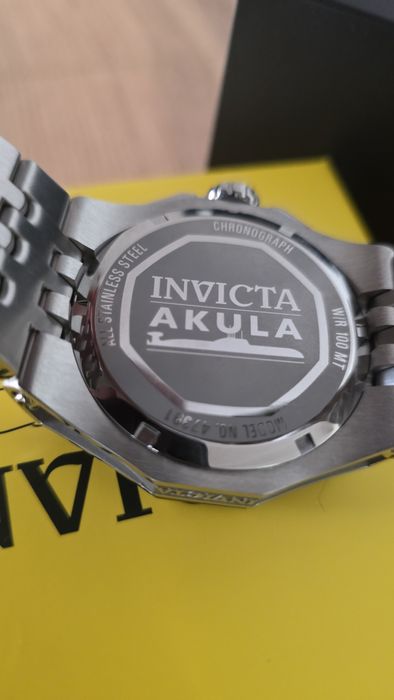 НОВ Часовник INVICTA Akula 48 мм