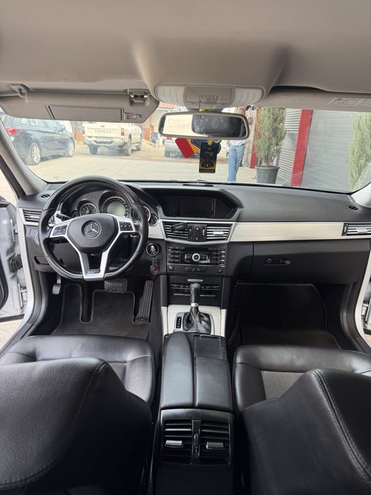 Mercedes E-Class 2009