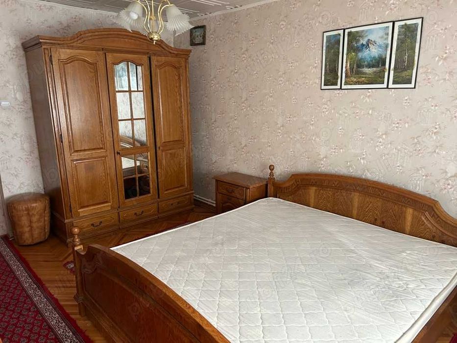 Ap 3 camere decomandat centru