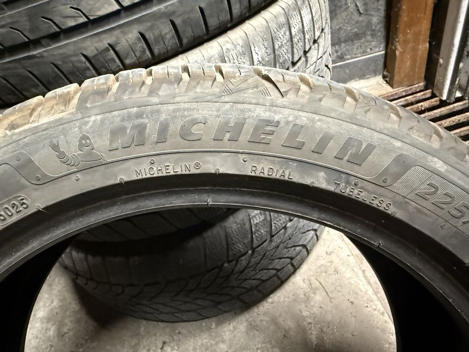 Michelin 225/45/17