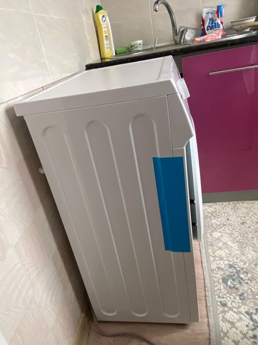 Стиральная машина Hansa