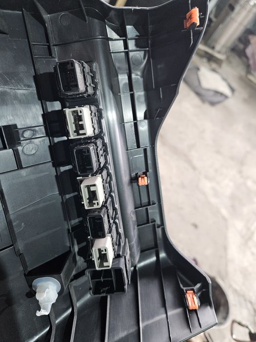 Копчета за Toyota Rav4 2023г