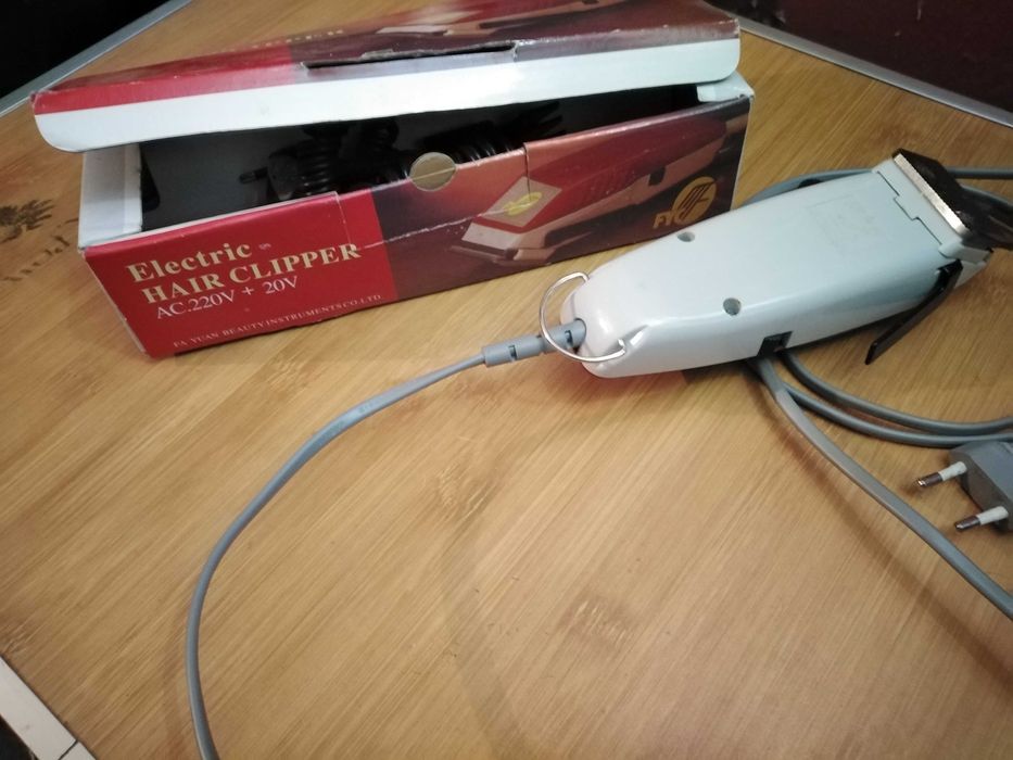 Машинка для стрижки FYC A888 (RF-888)