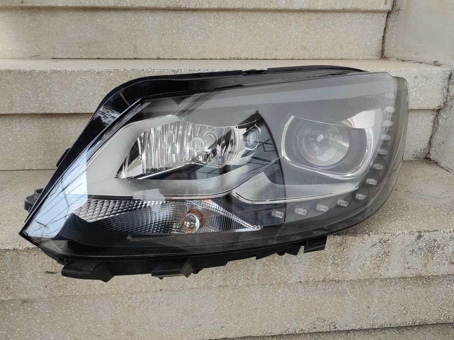 Фар VW Touran Bi-Xenon LED ляв / Фар Фолксваген Туаран / Фар VW Caddy / Фар Кади Оригинален