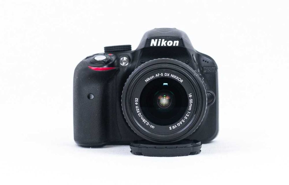 Nikon D3300 kit + obiectiv 18-55mm - 22.000 de cadre - Aparat foto DSLR