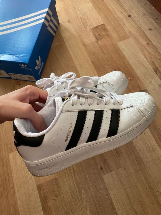 Vine Adidas superstar în stare bună!