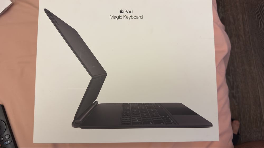 Клавиатура Apple Magic Keyboard для iPad 12.9