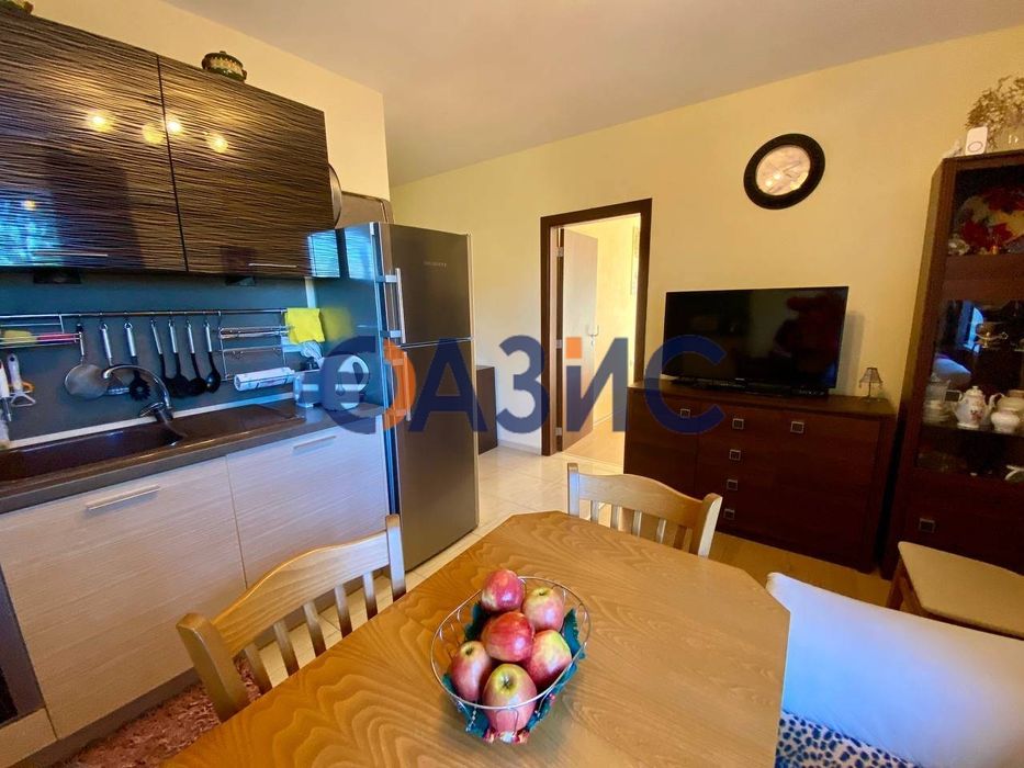 Продава се Четиристаен апартамент в к.к. Слънчев бряг - 92 кв.м за 1060 €/кв.м - Снимка #2