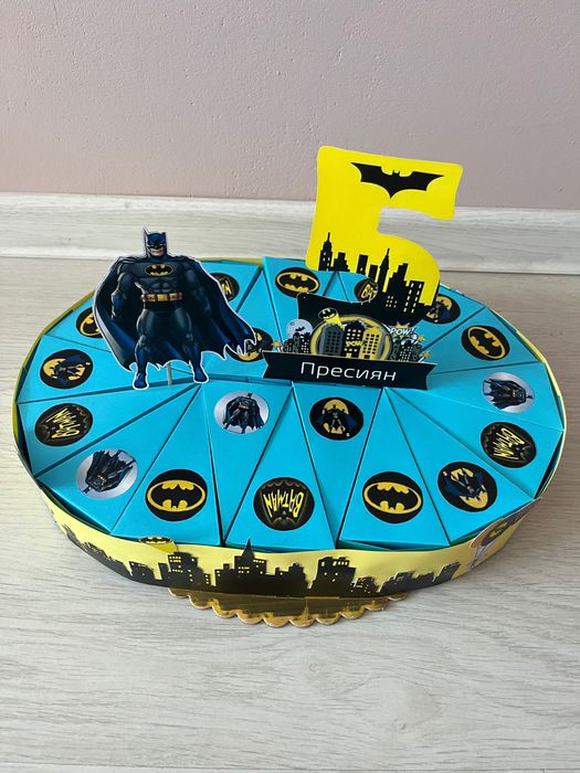 Картонена/хартиена торта/украси