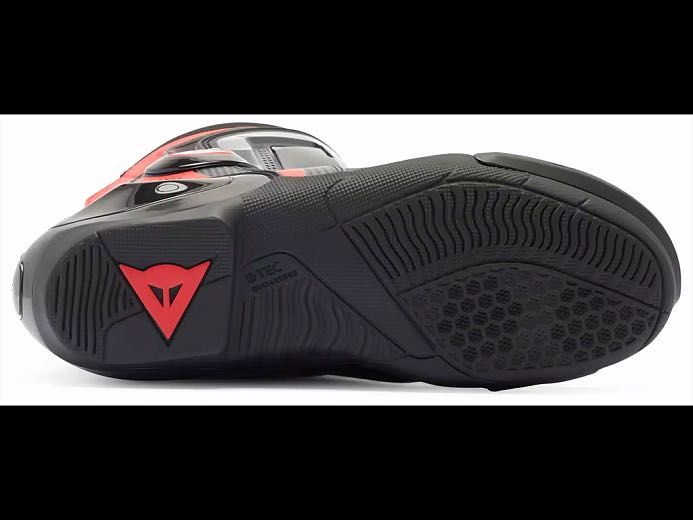 Dainese Ботинки NEXUS 2 31J Black/Lava Red/Iron-Gate