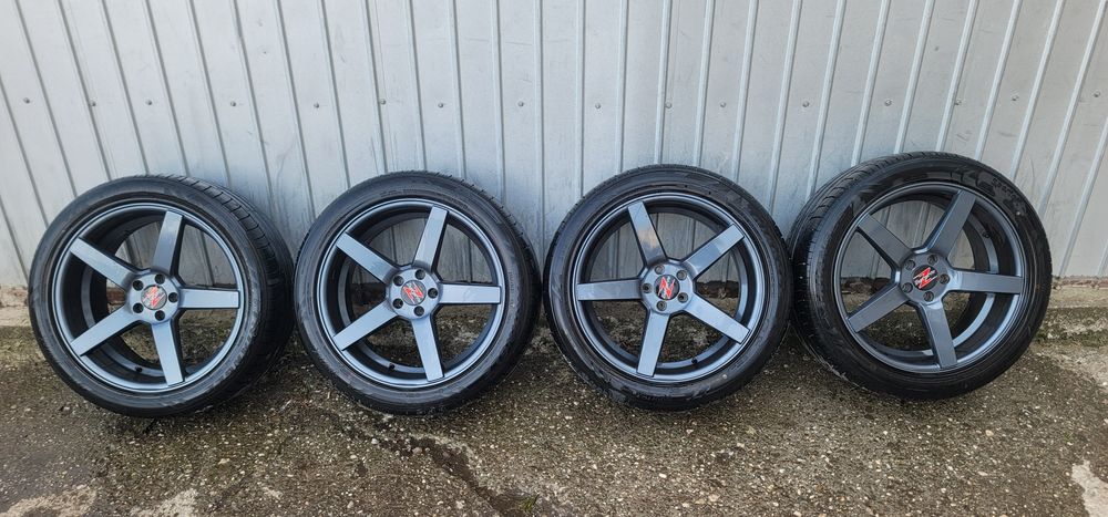 Vand sau schimb jante AUDi Q5
