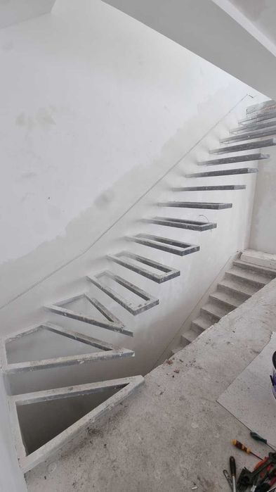 Vile premium individuale S+P+1E+2R subsol, 4 dormitoare, living, curte