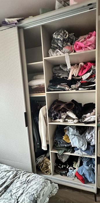 Продам раздвижной шкаф