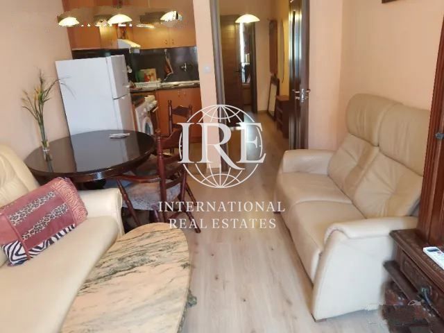 Продава се Двустаен апартамент в Варна, Червен площад - 58 кв.м за 1715 €/кв.м - Снимка #1