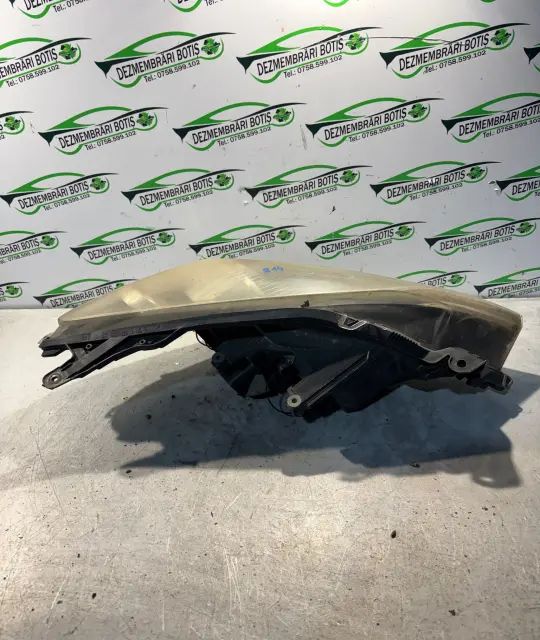 Far stanga Opel Astra 2007