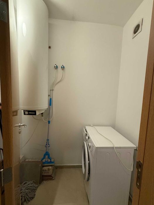 Дава се под наем Четиристаен апартамент в Пловдив, Кършияка - 150 кв.м за 897.6 € - Снимка #16