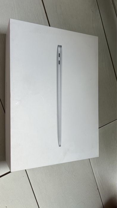 MacBook Air 13дюйм