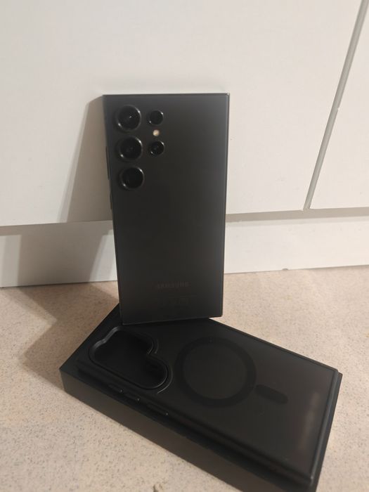 Samsung S24 Ultra 12/256gb