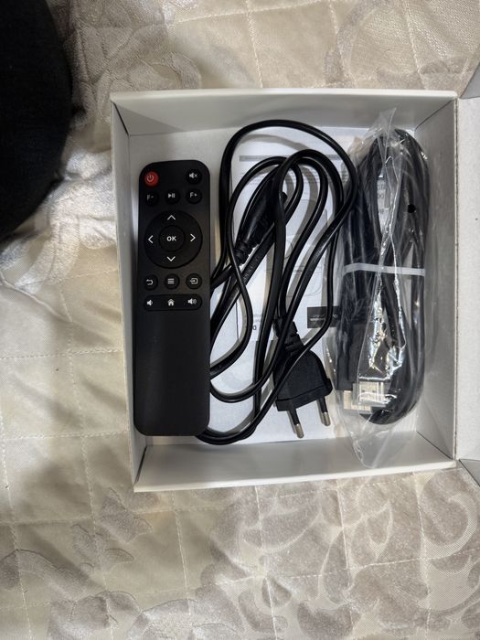 Проектор Hoco DT4