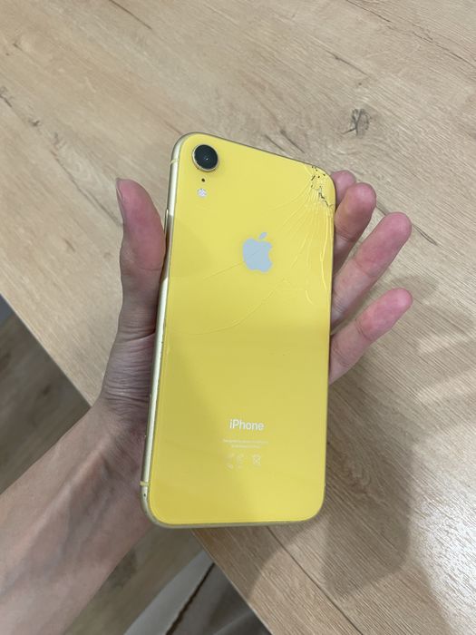 Продаю Iphone xr
