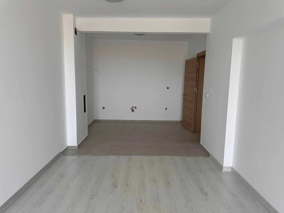Продава се Двустаен апартамент в с. Шкорпиловци, Област Варна - 84 кв.м за 425 €/кв.м - Снимка #14