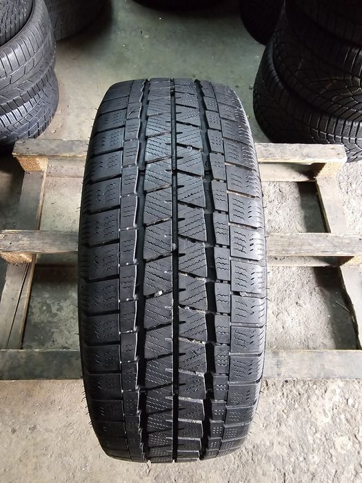 1 anvelopa iarna 215 60 17C Falken 8mm 2022