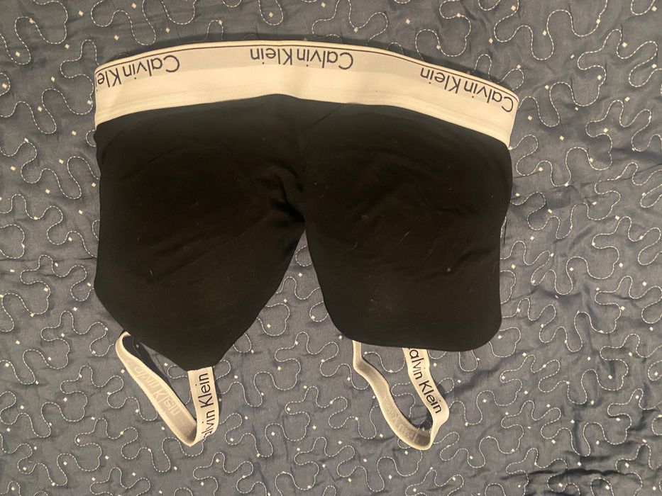 горен сутиен calvin Klein