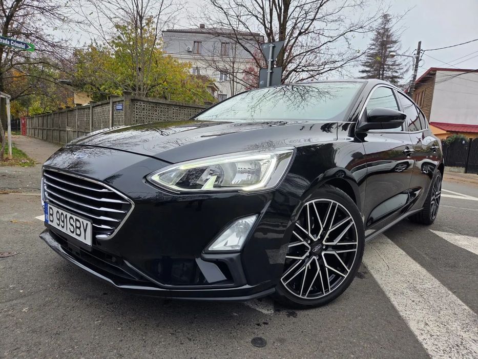Ford Focus / 120 CP / KeyLess Entry / KeyLess Go / Senzori parcare / Camera
