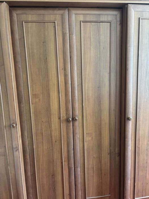 Шкаф для одежды .