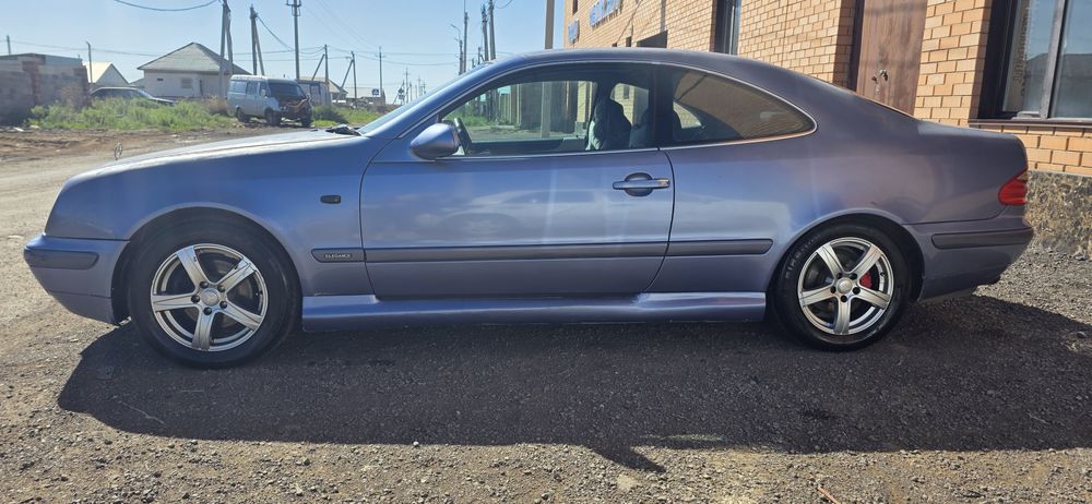 Mersedes-Benz CLK 230 2.3 kompressor