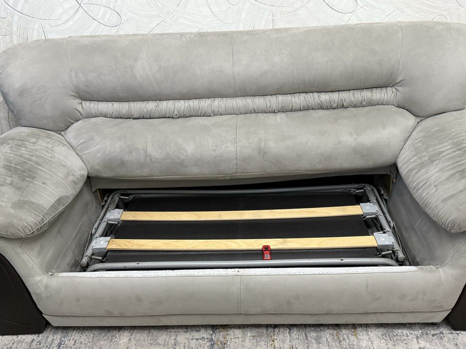 Продам 2 дивана