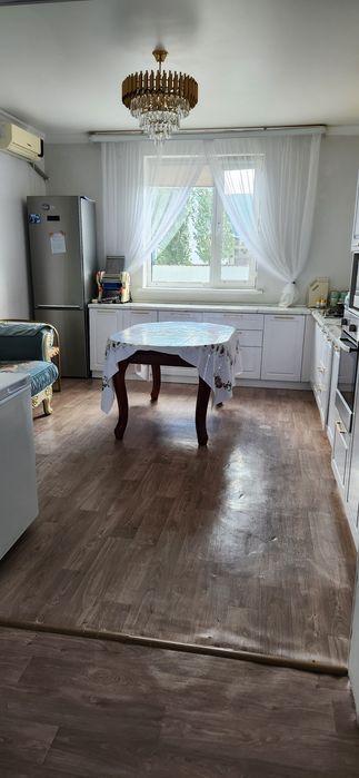 Продам мансардный дом 170кв