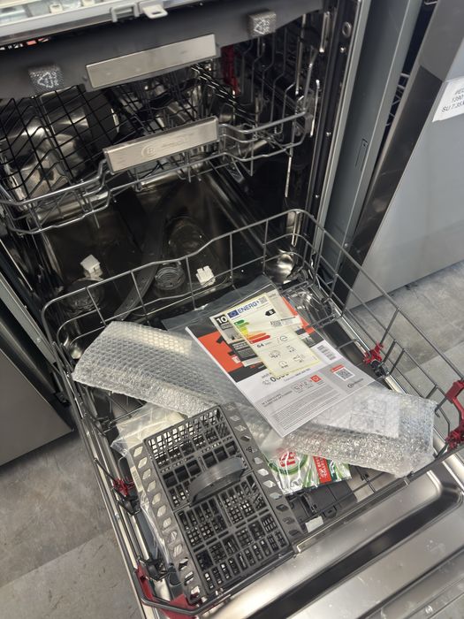 Mașină de spălat vase semiîncorporabilă Bauknecht BK4UB14BN7A0X