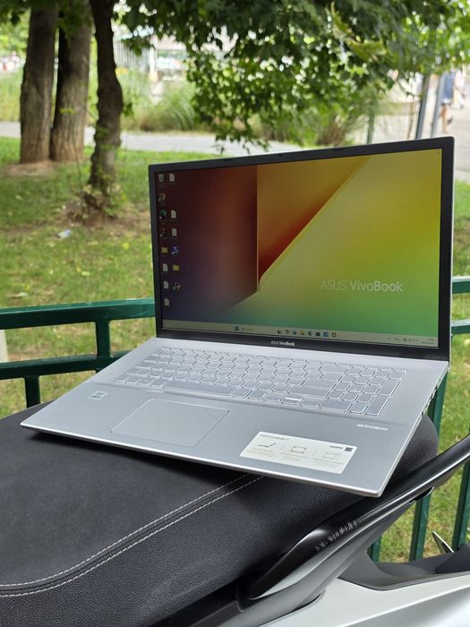 Laptop ASUS VivoBook 17 X712JA, Ecran 17.3", Intel i3 10th Gen, 8GB RAM, SSD 512GB