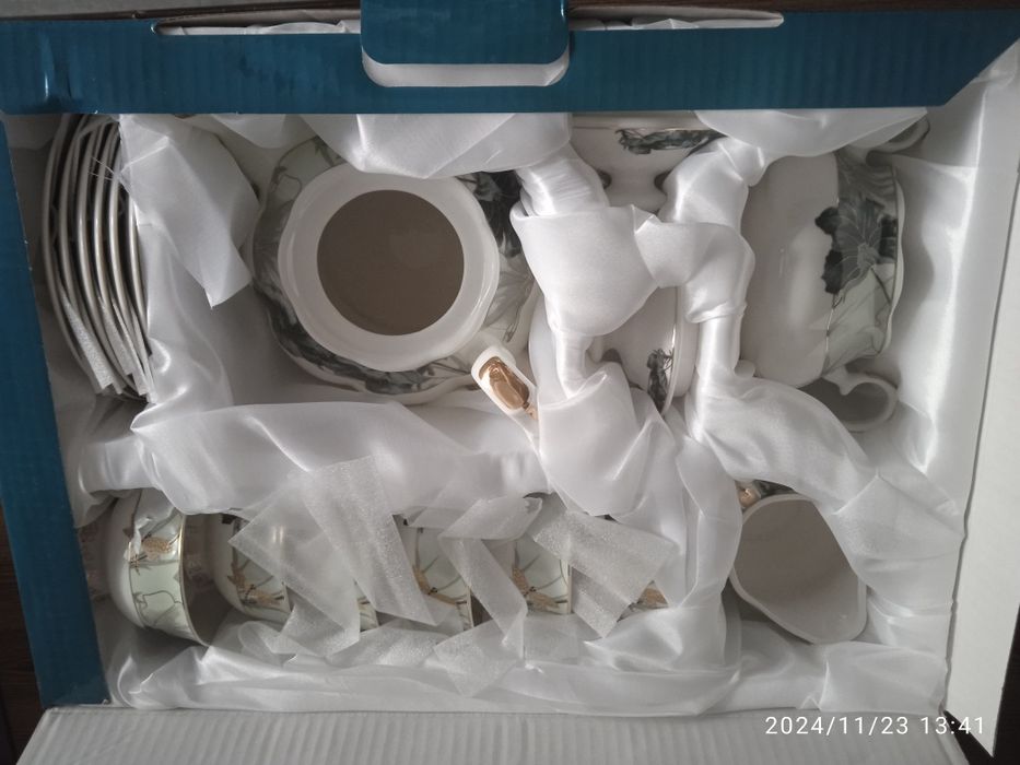 Продам сервиз на 6персон