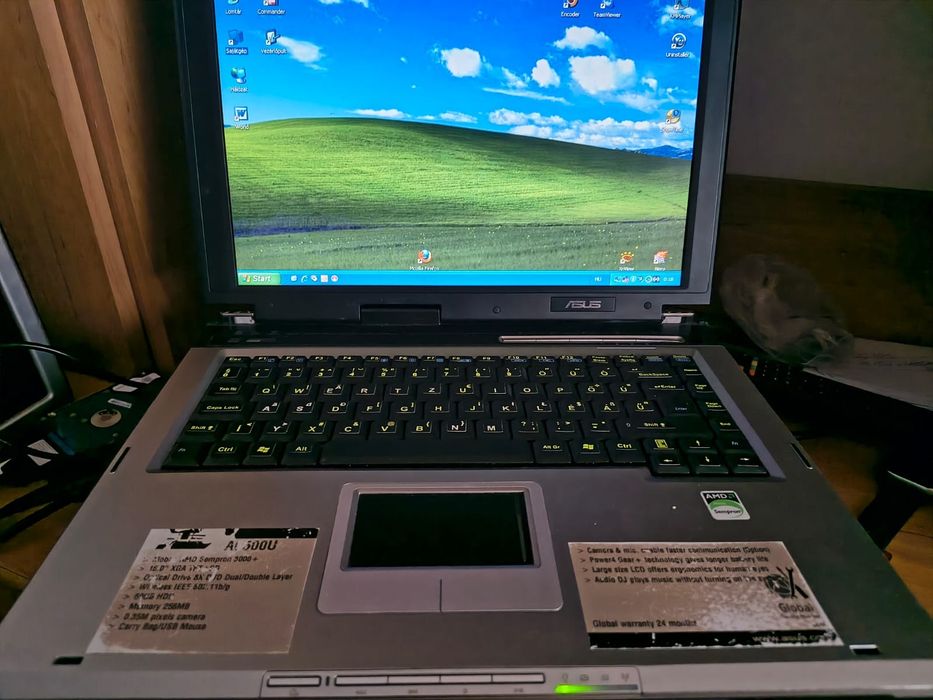 Vind Asus    A6000