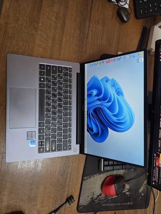 Huawei matebook D14 cor i3 12gen 8/256