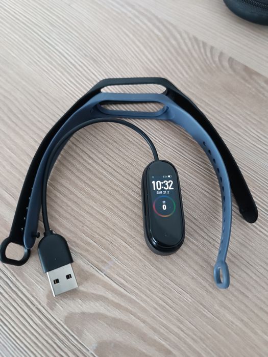 Bratara fitness Xiaomi Mi Band 4