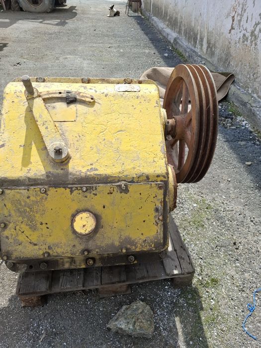 Продается насос НБ32 буроврй