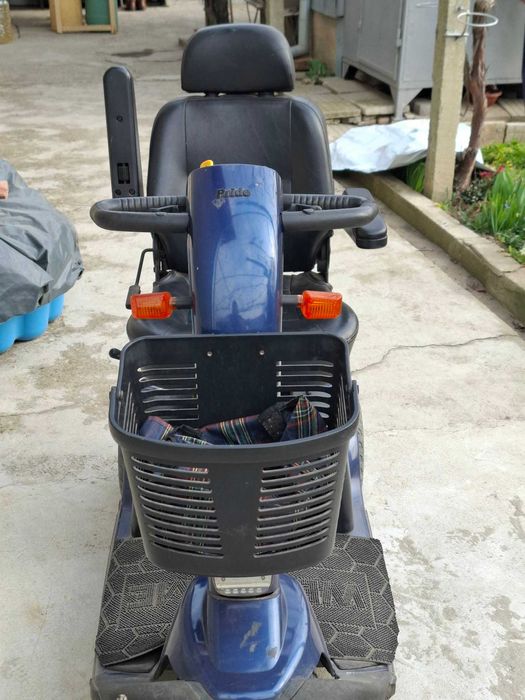 Инвалиден скутер - триколка