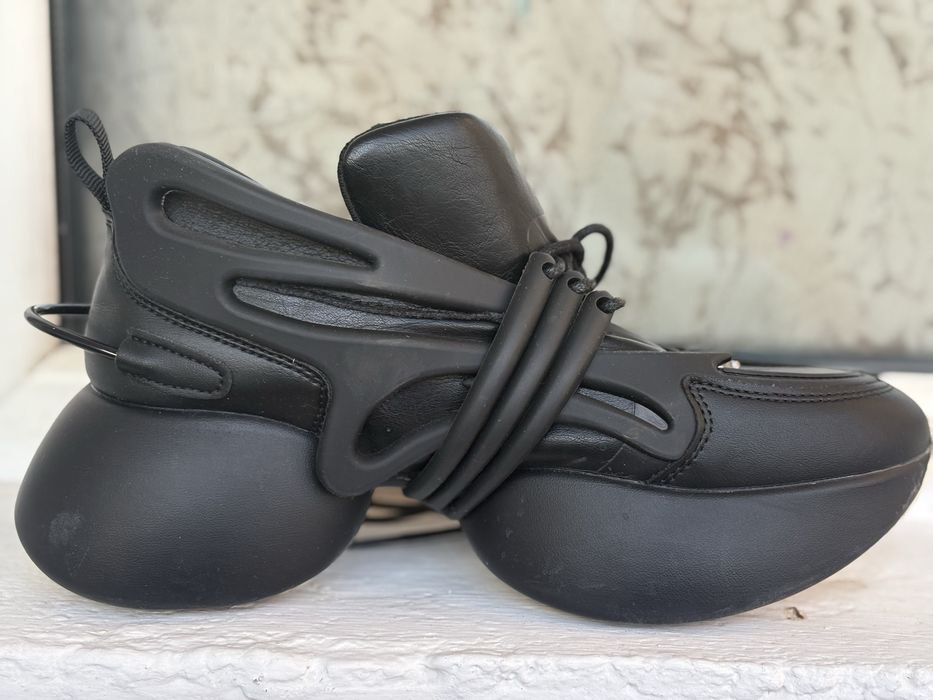 Продаю новые, стильные