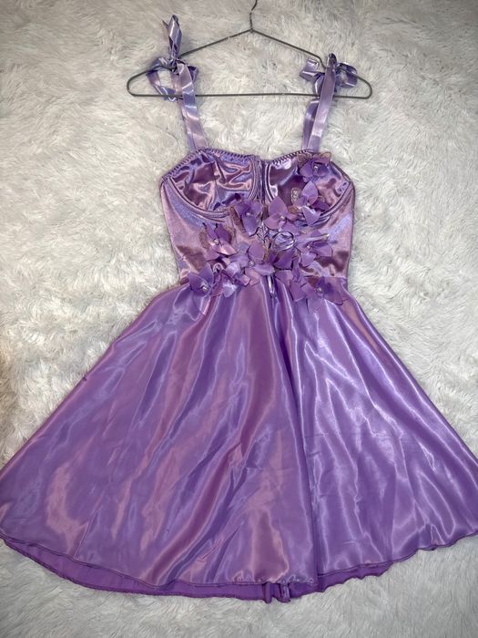 Къси бални рокли